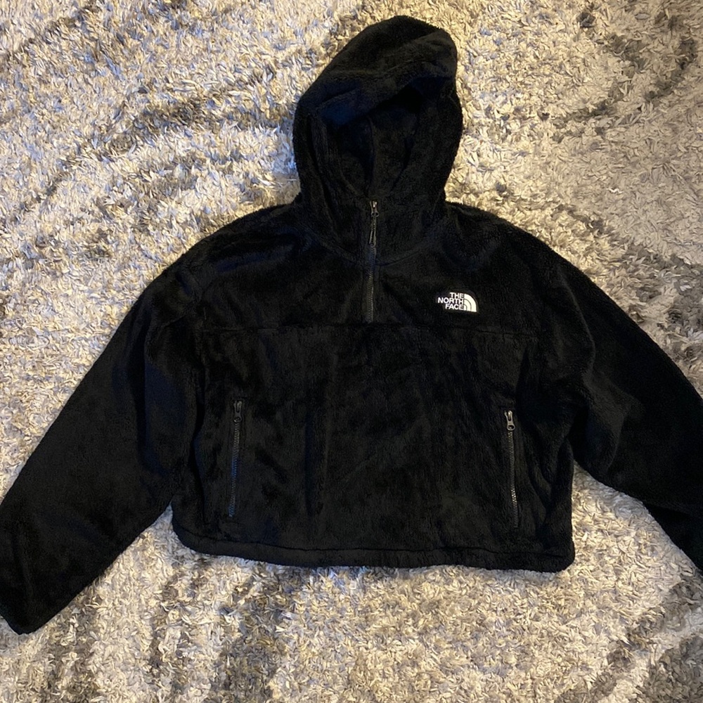 The North Face XXL Brand New Never Worn adjustment waste string fits like lrg
